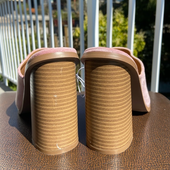 Pink Block Heels Forever21 - Picture 3 of 4